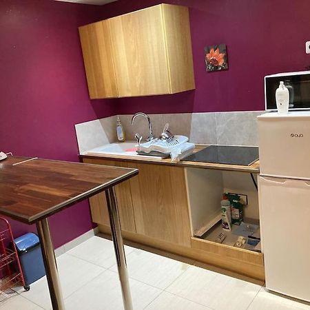 Superbe Appartement Parking Gratuit 2 Aulnay-sous-Bois Eksteriør billede