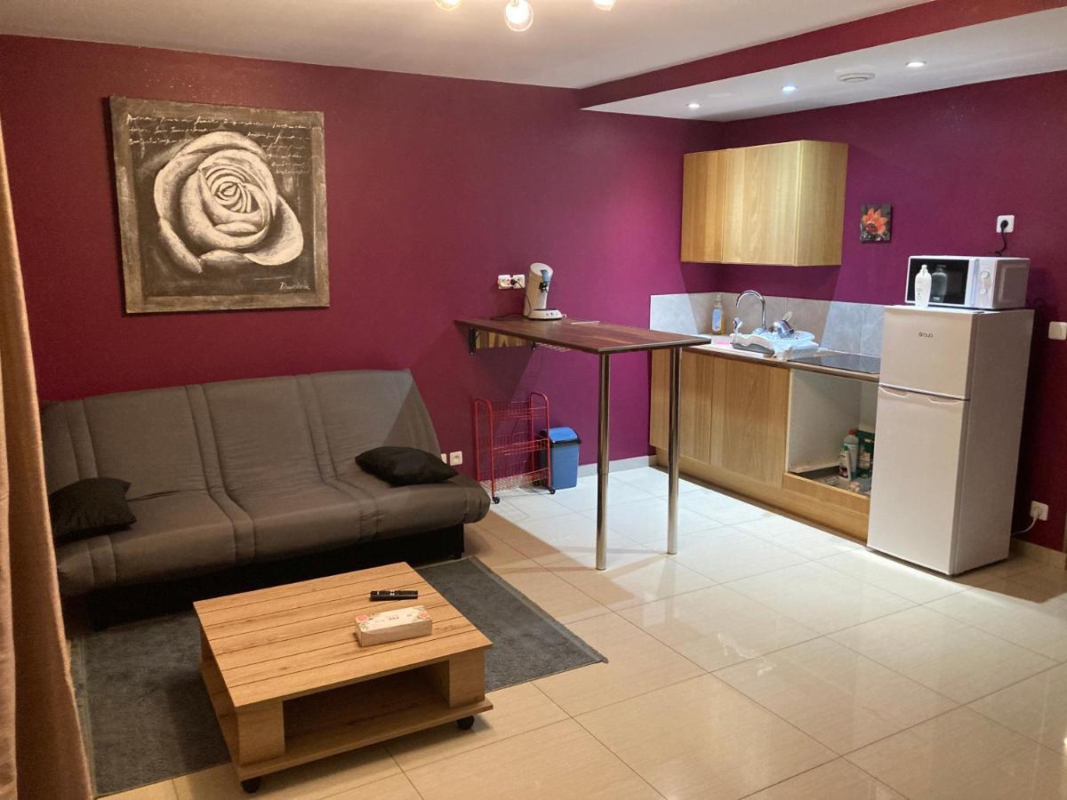 Superbe Appartement Parking Gratuit 2 Aulnay-sous-Bois Eksteriør billede