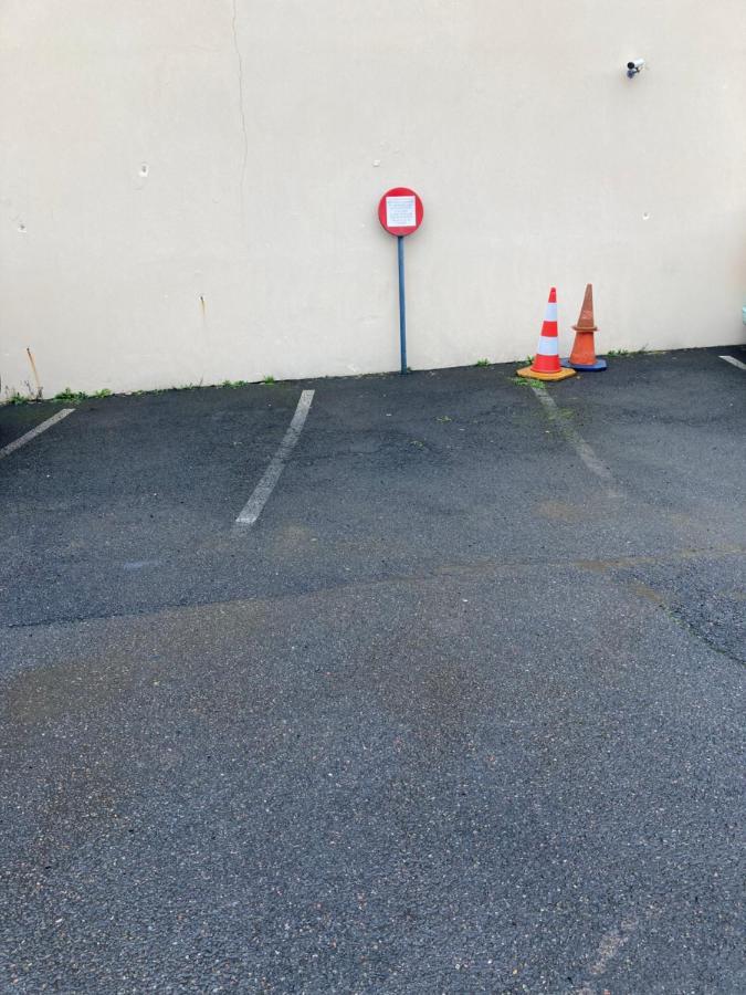 Superbe Appartement Parking Gratuit 2 Aulnay-sous-Bois Eksteriør billede