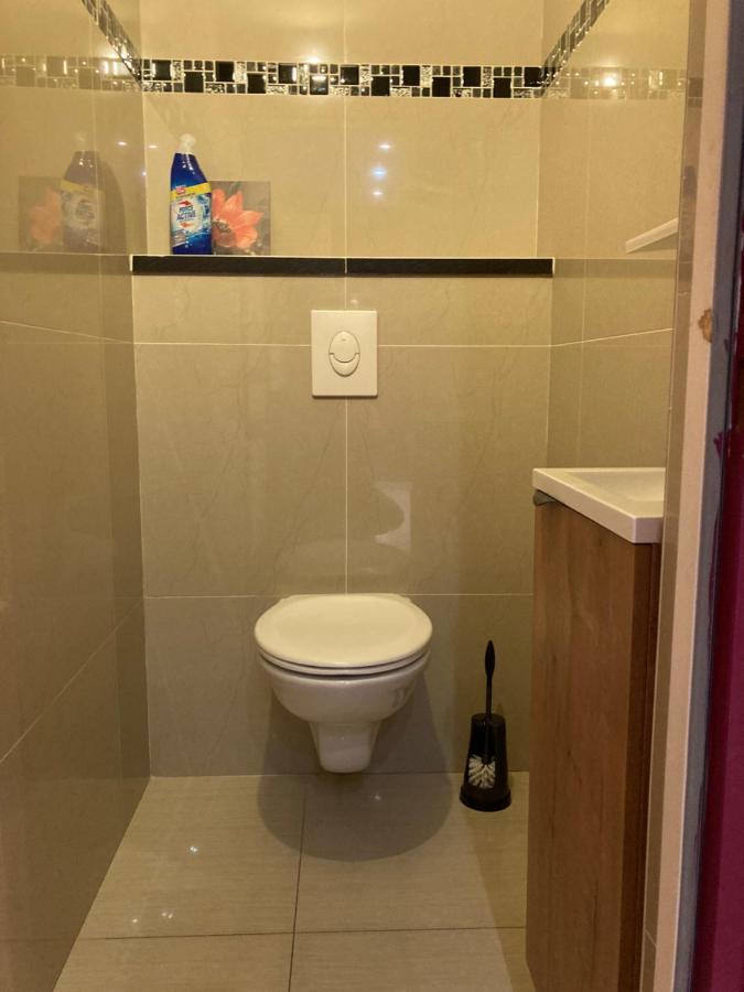 Superbe Appartement Parking Gratuit 2 Aulnay-sous-Bois Eksteriør billede